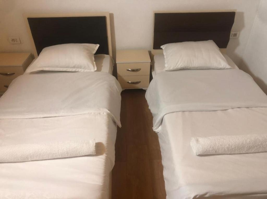 Hotel Bujtina Arturi Valbone Exteriér fotografie