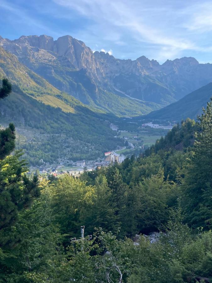 Hotel Bujtina Arturi Valbone Exteriér fotografie