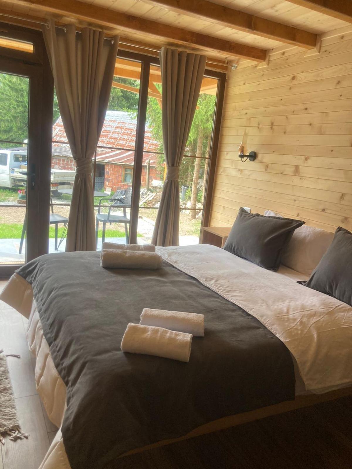Hotel Bujtina Arturi Valbone Exteriér fotografie